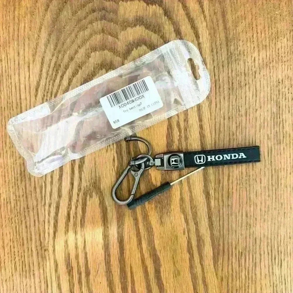 New Honda Key Ring With Mini Screwdriver, Black, Dark Silver - Picture 4 of 4